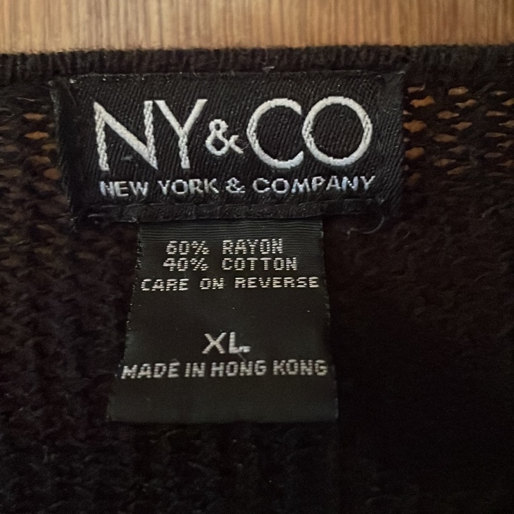 Sweater - Picture 2 of 5